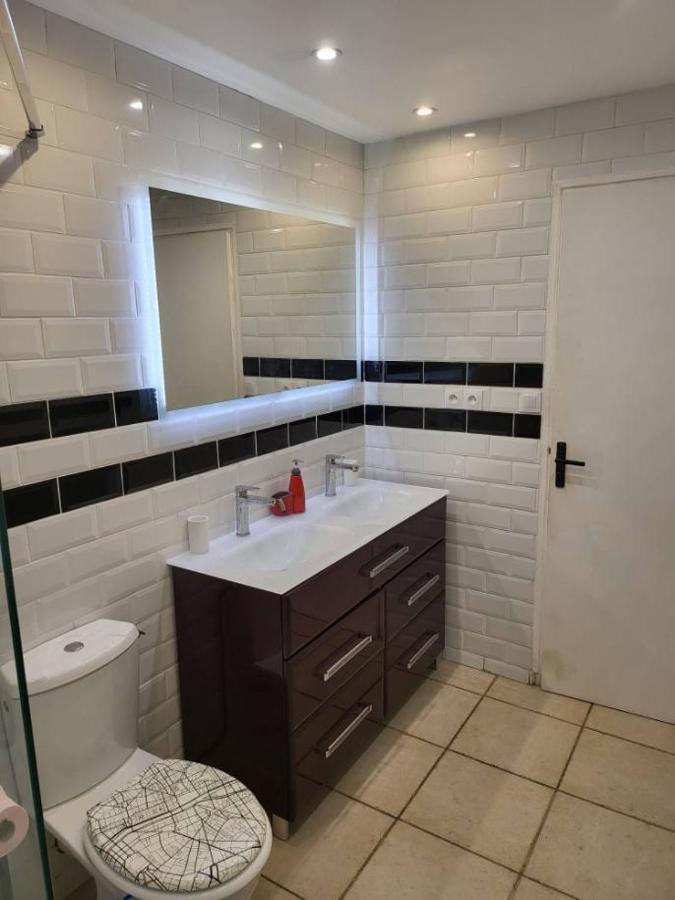 Grande Maison Avec 5 Chambres Et Jardin Avignon Exterior photo