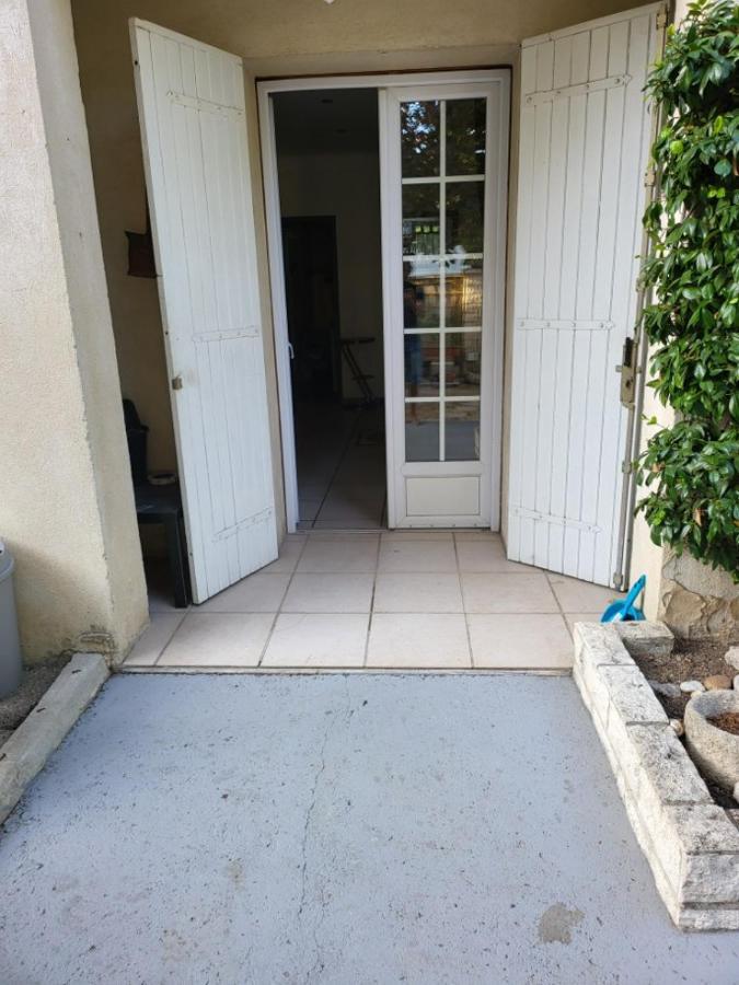 Grande Maison Avec 5 Chambres Et Jardin Avignon Exterior photo